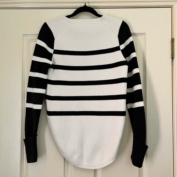 County Road Jumper - Picture 5 of 7